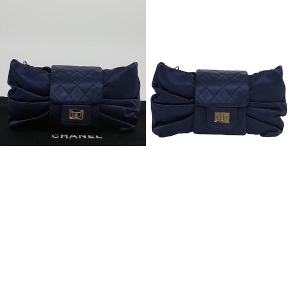 Chanel Matelasse Chain Shoulder Bag - Picture 5 of 7